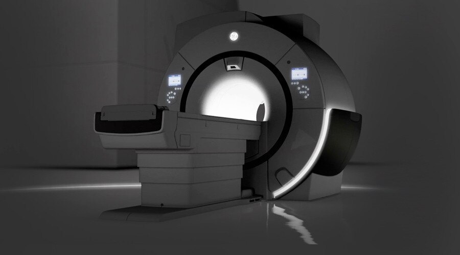 SIGNA Pioneer dark side view