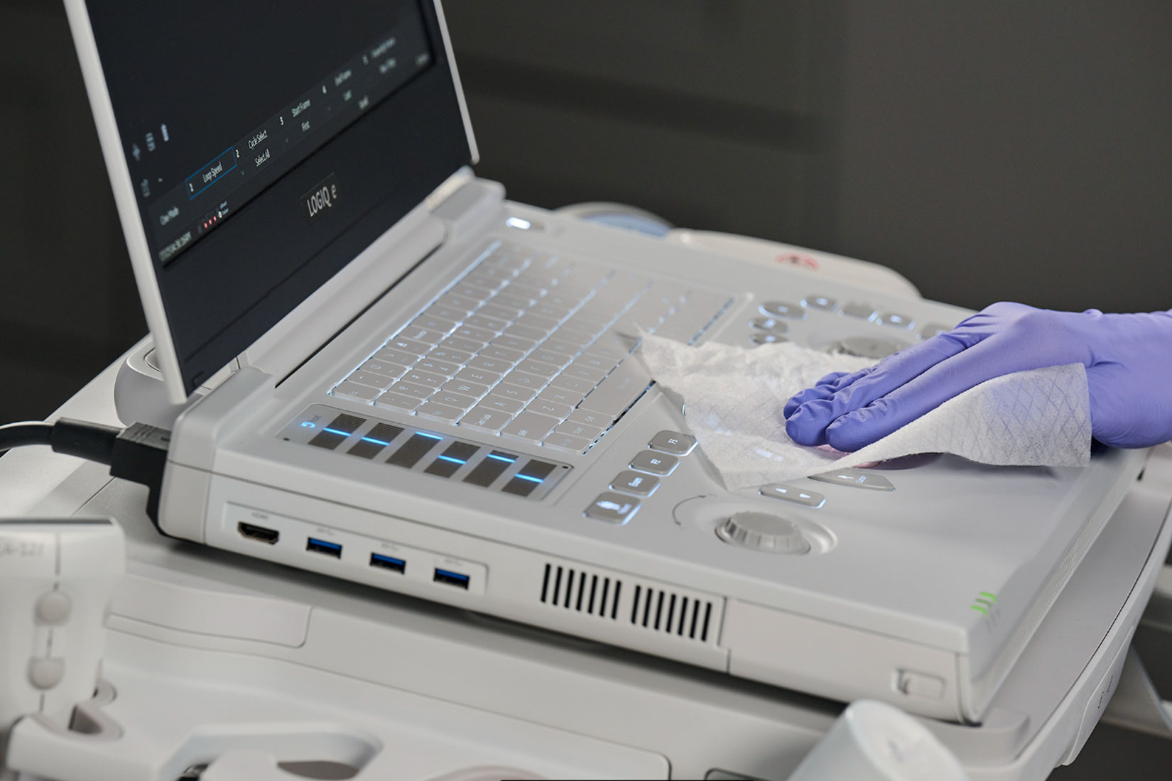 logiq-e-проще-функциональный-герой