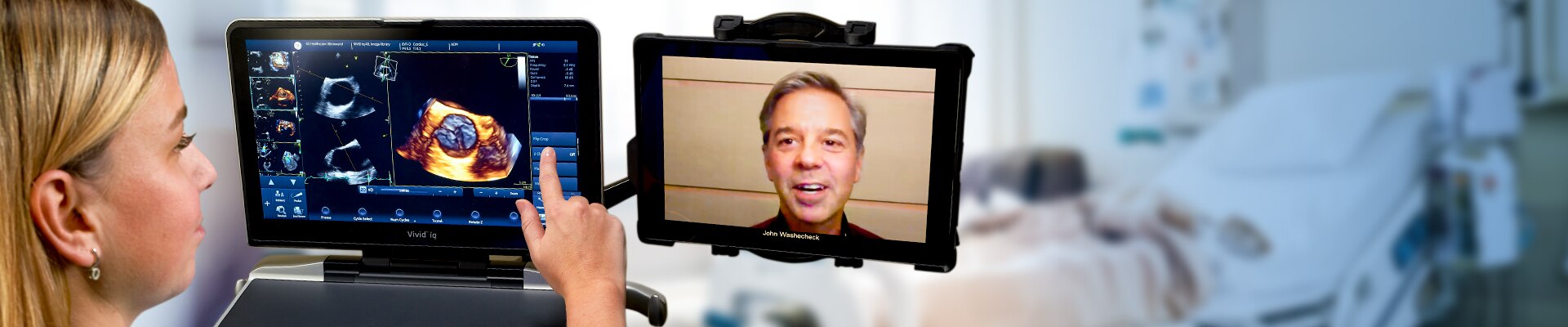 Clinician taking course with Digital Expert