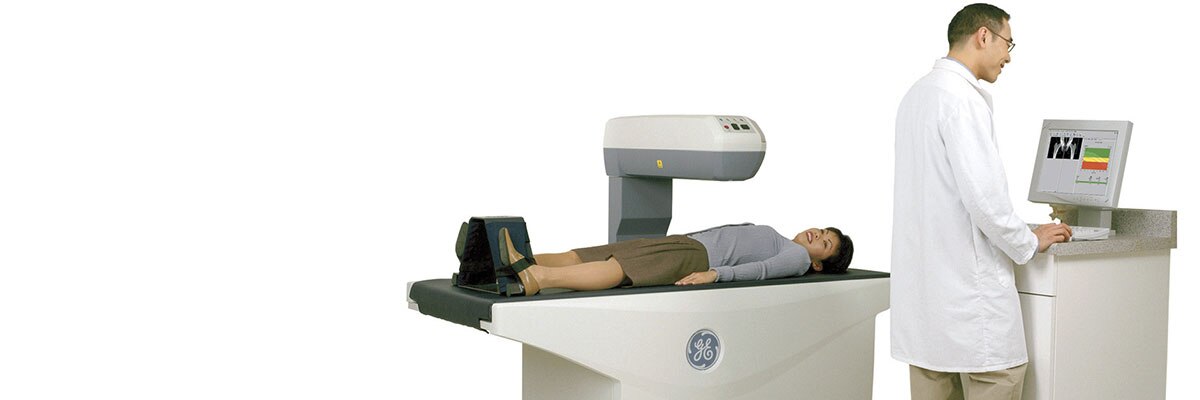 product-interoperability-dicom-bone-health-dpx_bravo_clinicianandpatient.jpg