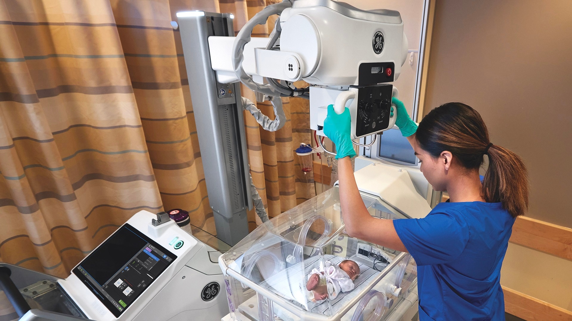 Product Media Carousel Image