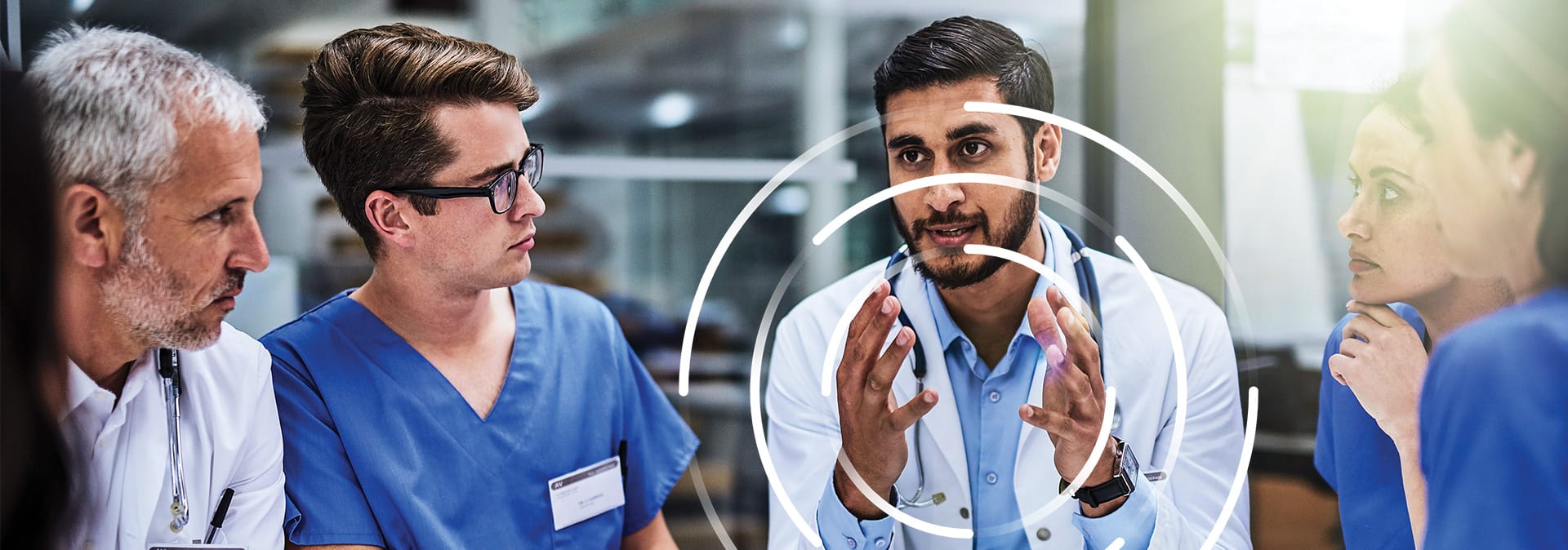 Doctors and medical practitioners discuss Imaging Insights.